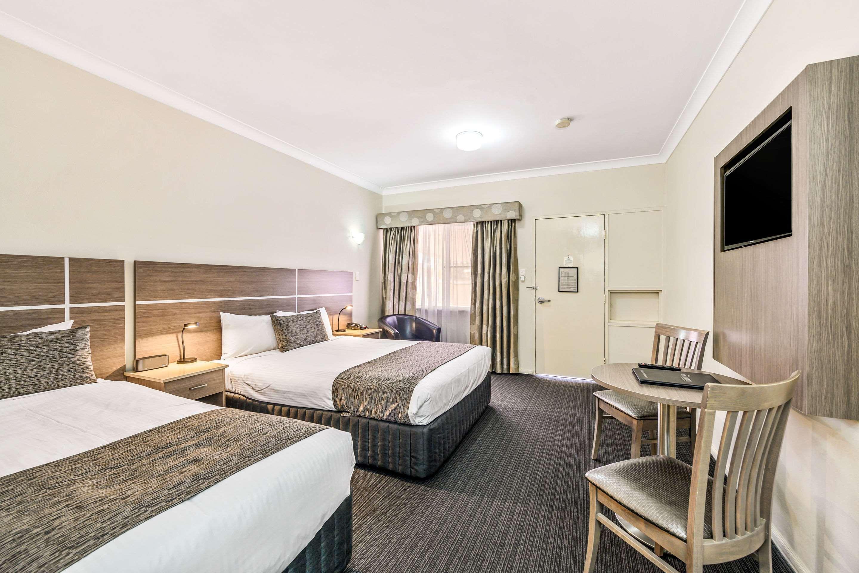Quality Inn Ashby House Tamworth Exteriör bild