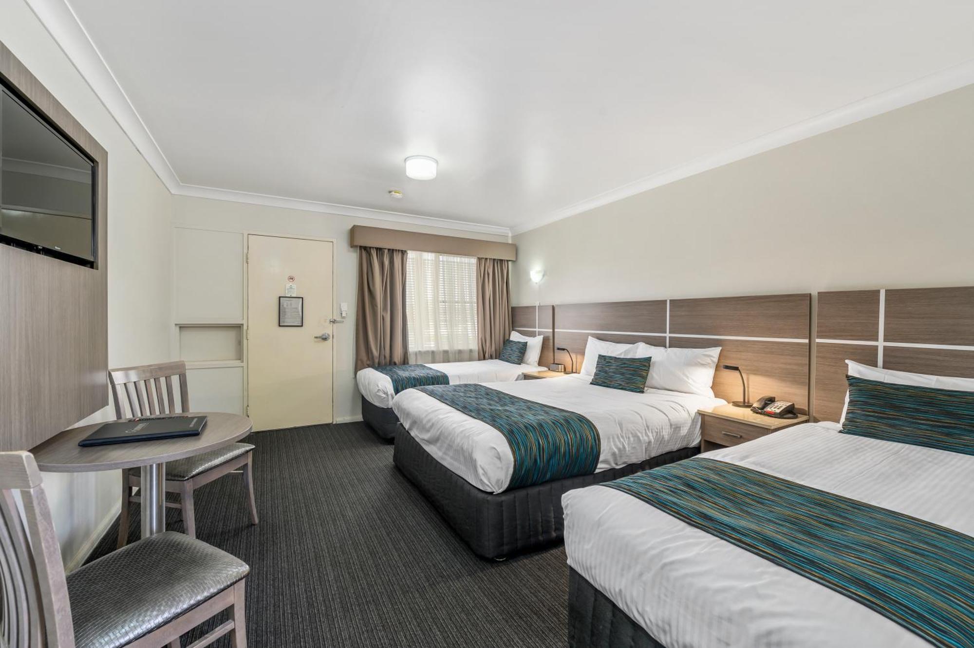 Quality Inn Ashby House Tamworth Exteriör bild